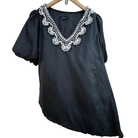 Nanette Lepore Silk Blouse‎ Embroidered Beaded V-neck Balloon Sleeves Size 2​​ - Picture 8 of 9